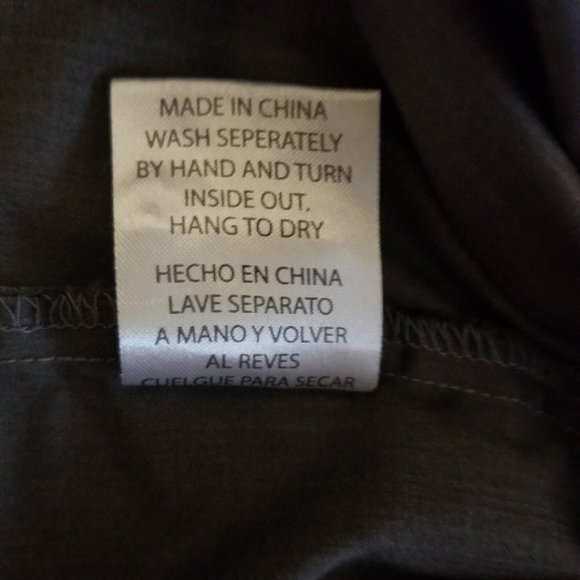 Roar Enough Excuses Tone on Tone Graphic Long Sleeve Button Up Black XL - Picture 9 of 15